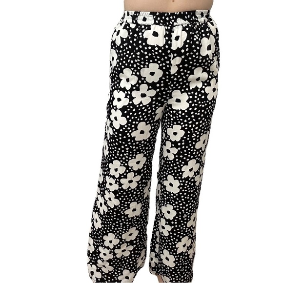 ModCloth Pants Black White Wide Leg Floral Indie Pants Boho Size Medium New - Picture 1 of 7